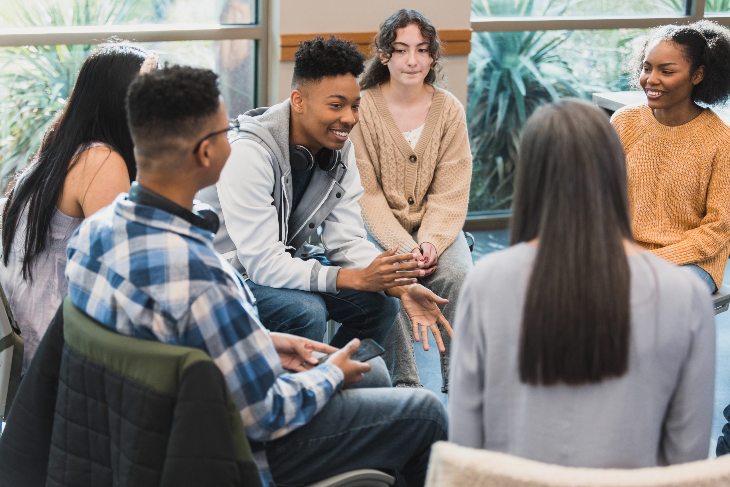 Peer Relationships in Adolescence - Horizon Services