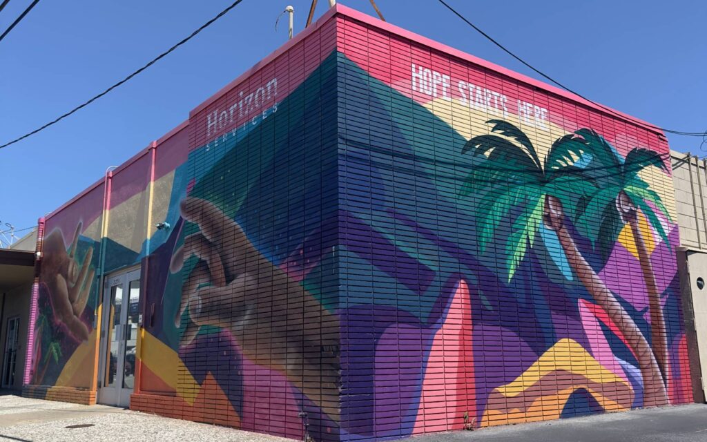 Exterior of Palm Avenue Detox at 2251 Palm Ave in San Mateo, CA, with the Horizon Services "Hope Starts Here" mural